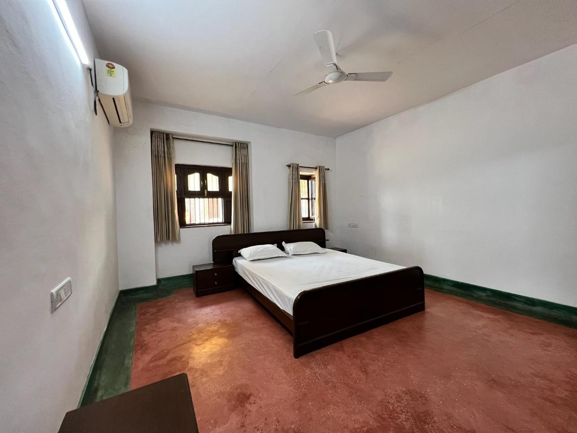 Laxmi Nivas 1949 Bed & Breakfast Secunderabad Bagian luar foto