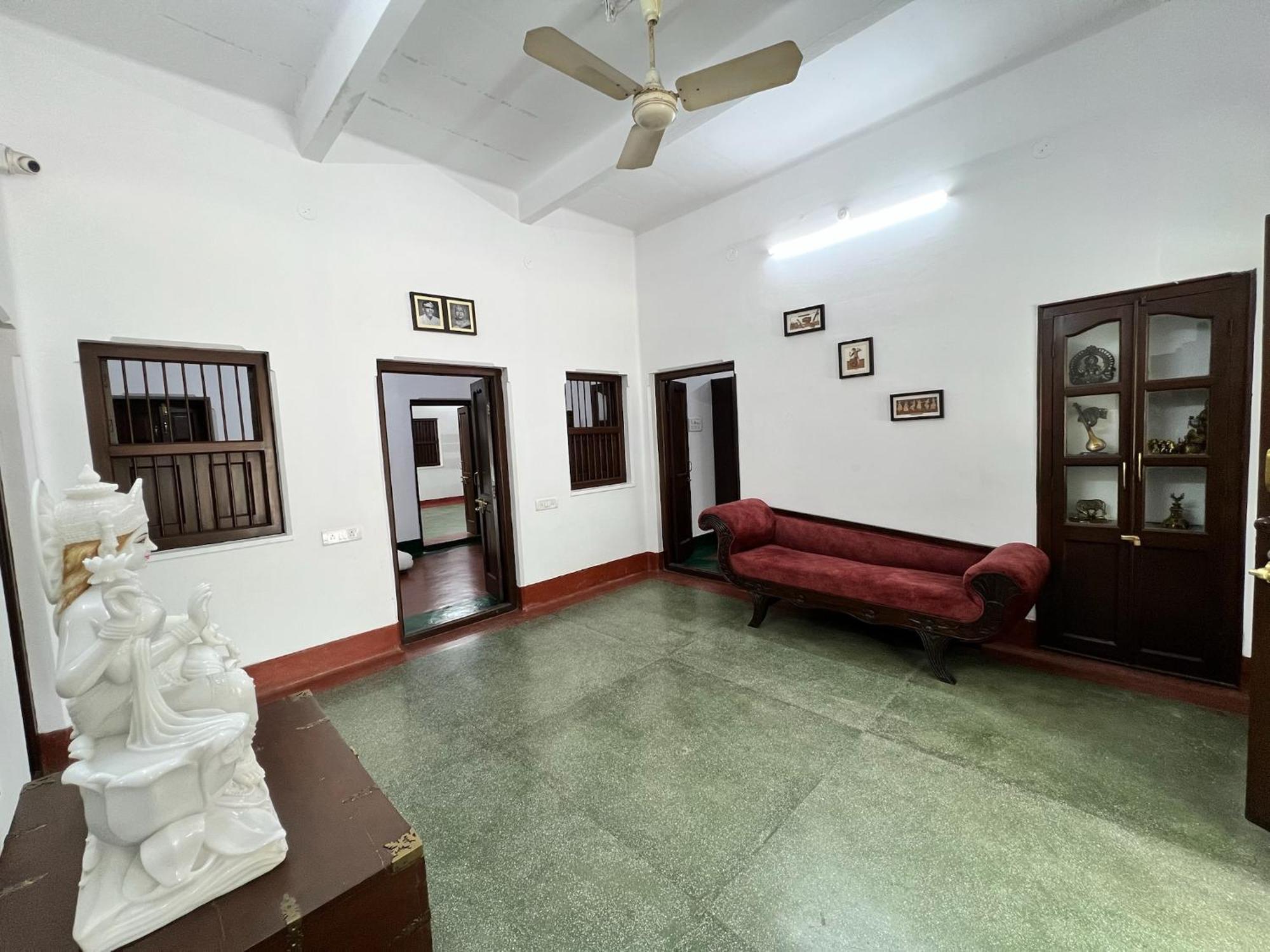 Laxmi Nivas 1949 Bed & Breakfast Secunderabad Bagian luar foto