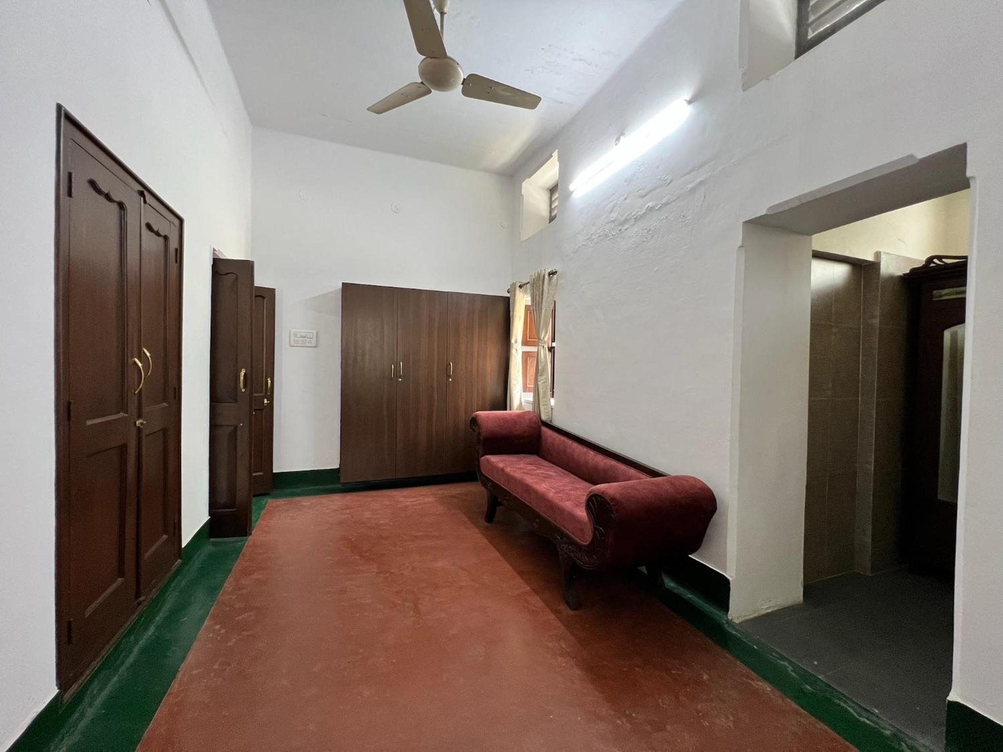 Laxmi Nivas 1949 Bed & Breakfast Secunderabad Bagian luar foto