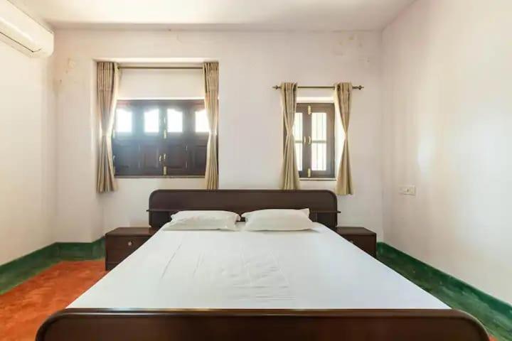 Laxmi Nivas 1949 Bed & Breakfast Secunderabad Bagian luar foto